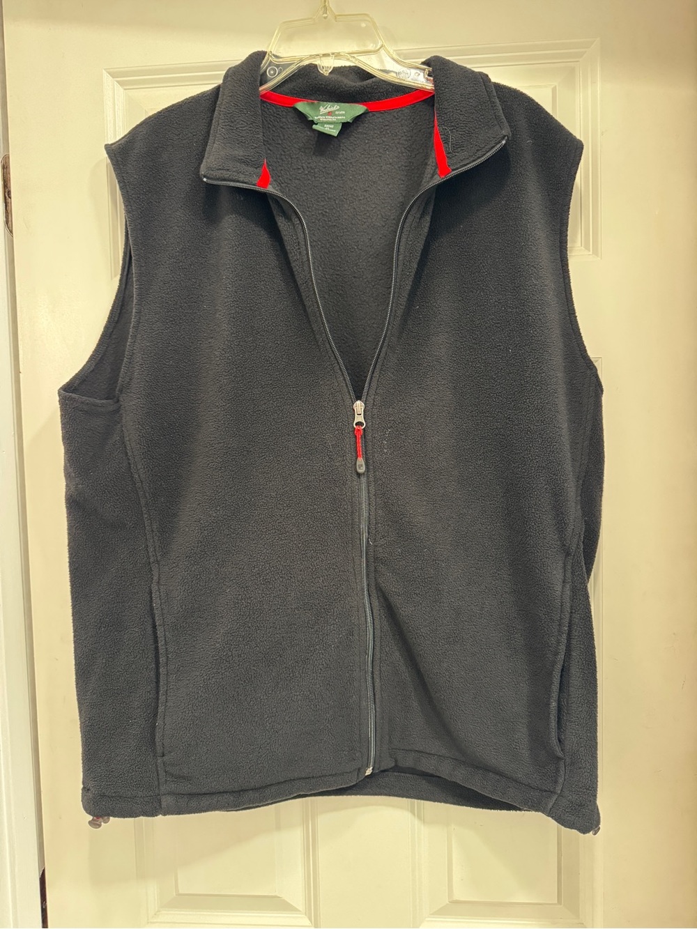 Woolrich Black Fleece Zip-Up Vest with Red Accent